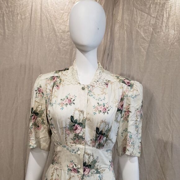 Vintage WestMinster Cottage Core, Feminine, Romantic Prairie Dress - Picture 10 of 16